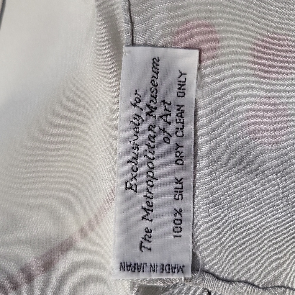 Metropolitan Museum of Art Sheer Silk Scarf - Picture 6 of 6